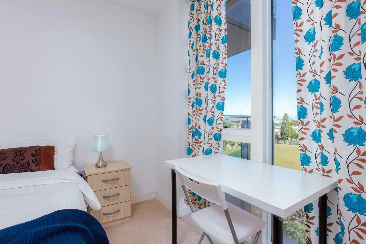Homestay Lamington Heights Apartment London United Kingdom
